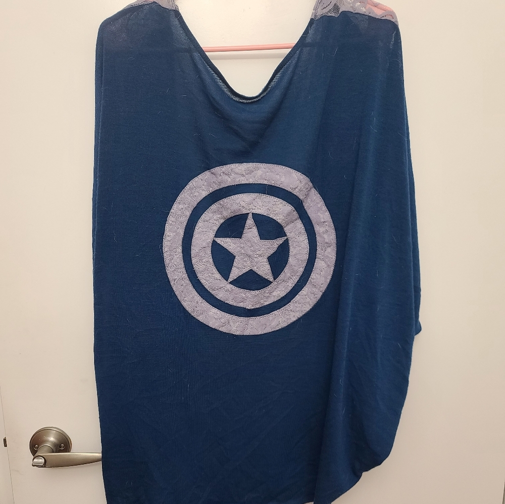 Used Captain America Doloman Top size S/M